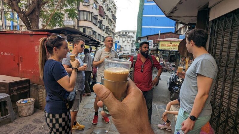 Discover Mumbai's street & beach with Vegetarian food tour - Key Points