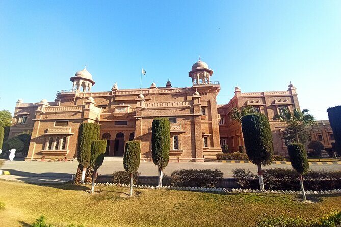 Discover Peshawar Full Day Guided Tour from Islamabad - The Sum Up