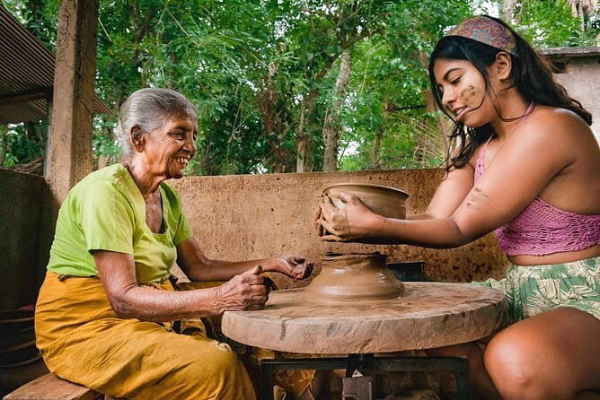 Discover Sri Lanka with Tailored Tours for Timeless Memories - Transportation, Duration, and Group Size