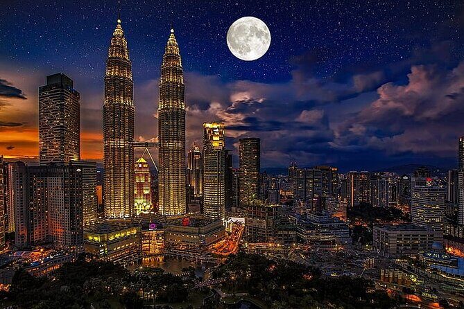 Discover The Best of Kuala Lumpur by Night - Key Points