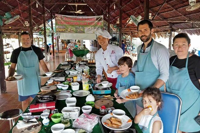 Discover vietnamese Agriculture,culture ,Cuisine and Cu chi Tunnels in Saigon - Exploring an Organic Vegetable Farm