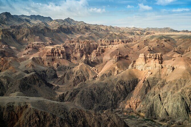 Discovering 6 Stunning Sights on Private Tour of Charyn Canyon - Transportation & Logistics: Comfortable, Convenient, and Well-Organized