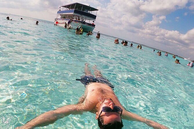 Discovering El Cielo Reef by Double Decker Catamaran - Practical Info and Considerations