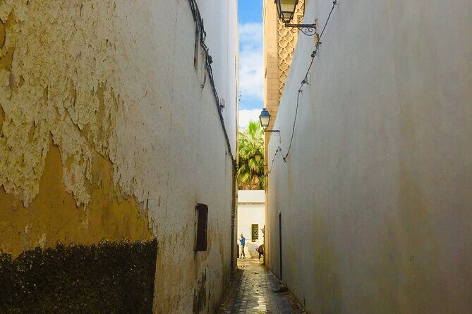 Discovering Life & Walk Inside Old Medina /With Taxi Back Hotel - FAQ