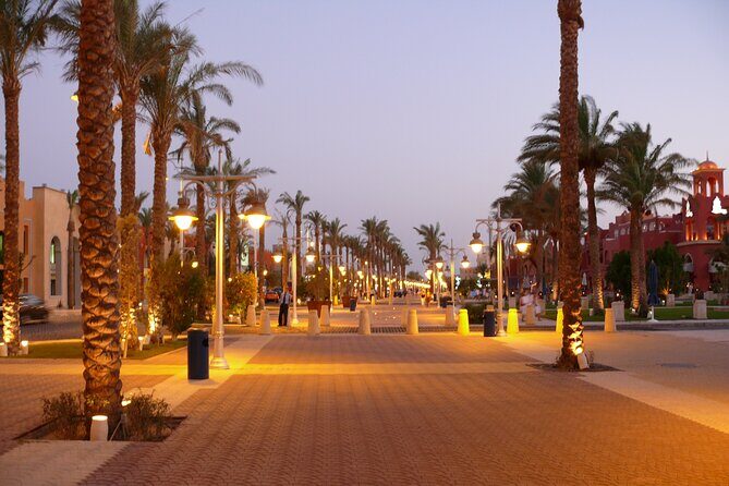 discovery City Tour and Egyptian Papyrus & Handicrafts - Hurghada - Hurghada New Marina: Modern Elegance and Shopping
