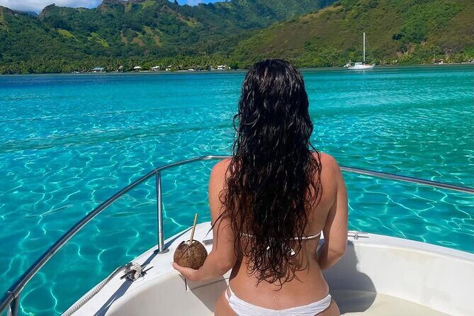 Discovery of the lagoon DE Moorea Visit and Snorkeling 5 Pax Max - The Sum Up