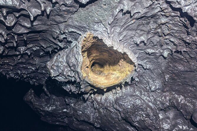 Discovery of the lava tubes 2004 of Piton de la Fournaise - Cost and Value