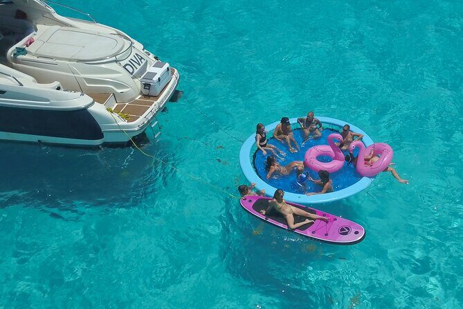 DIVA 60ft Elite Italian Yacht Experience in Cancun - Key Points
