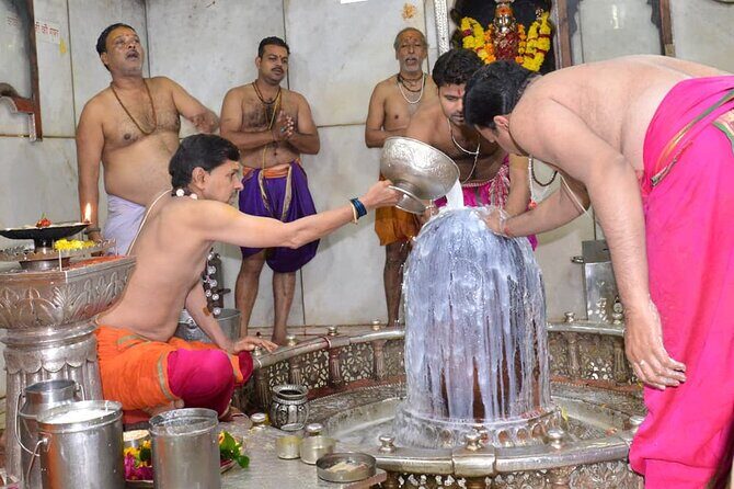 Divine Trail: Pilgrimage from Indore to Ujjain - An In-Depth Look at the Tour Experience