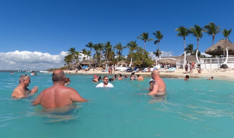 diving without a license catalina island from punta cana - What the Reviews Say