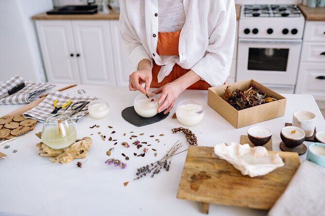 DIY Candle Making Class With Custom Scents in Washington D.C. - A Well-Balanced Look at the Value