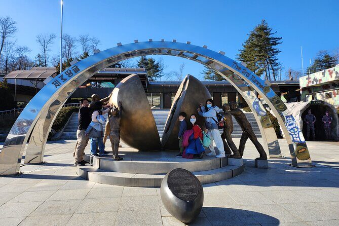 DMZ Private Tour: 3rd Tunnel, Option(Suspension Bridge, Boat) - The Sum Up: Who Should Book This Tour?
