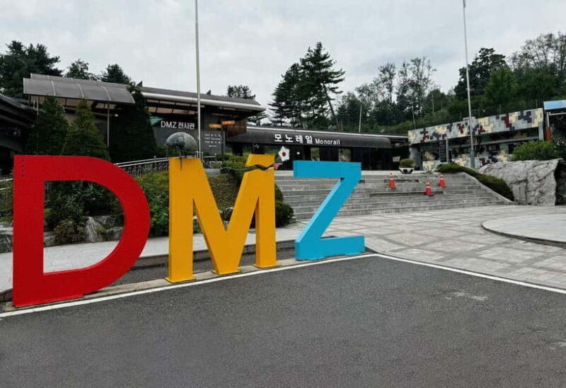 DMZTour from Seoul:3rd Tunnel,North Korea View&UNESCO Valley - Does a day at the DMZ and UNESCO Geopark sound intriguing? Heres the scoop
