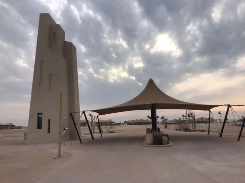Doha Day Trip: West Qatar Day Trip to Zekreet & Dukhan Beach - Exploring the West Qatar Day Trip: What to Expect