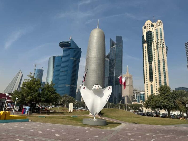 Doha: Express city tour DOHA BY NIGHT - Pearl island, Katara - Key Points