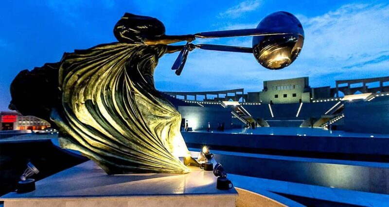 Doha: Guided City Tour with Souq Waqif and Pearl Island - An In-Depth Look at the Tour Experience
