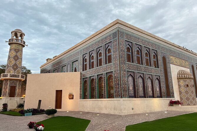 Doha Highlights Guided Tour With Dhow Cruise - Modern Landmarks and Cultural Hubs