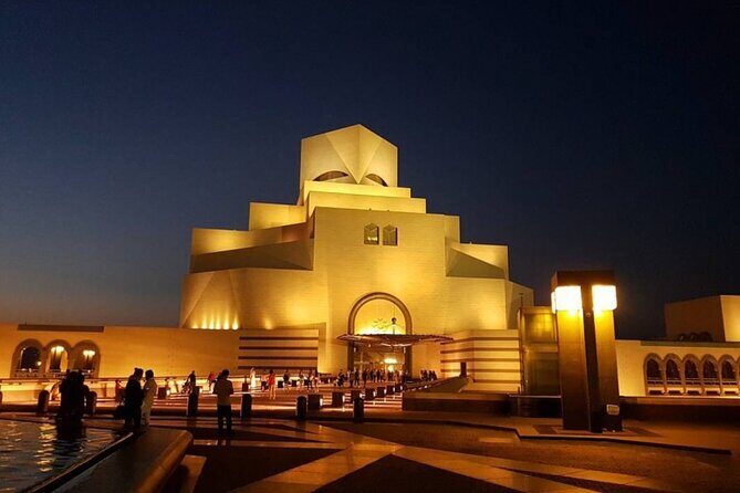 Doha: Night City Tour to Souq Waqif, Katara, and Pearl-Qatar - An In-Depth Look at the Tour’s Itinerary and What to Expect