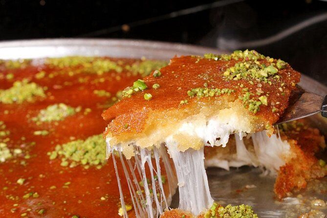 Doha: Pearl Island Food Tour 7 Tastings, AC Vehicle - Who Will Love This Tour?