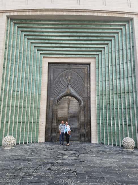 Doha Qatar : Private City tour with Certified Tour Guide. - The Pearl Island: Luxury and Venetian Charm