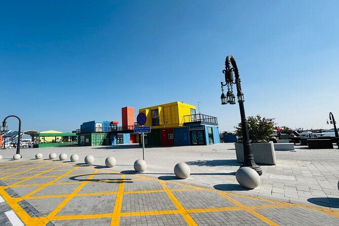 Doha Tour with Gondola Ride at Villaggio Mall - FAQs