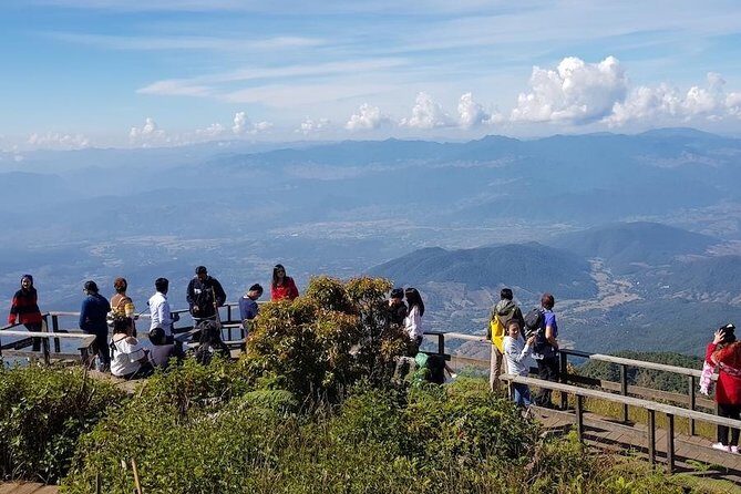 Doi Inthanon National Park Full Day Tour from Chiang Mai - Who Should Consider This Tour?