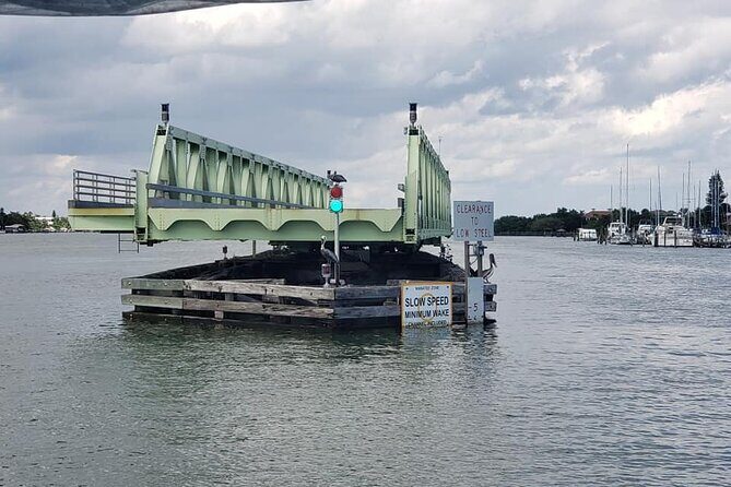 Dolphin and Manatee River Cruise Melbourne, Fl. Tour Time 1030 - The Value and Who Should Consider This Tour