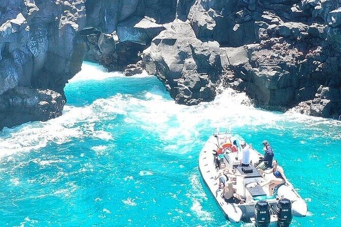 Dolphin, Sea Cave & Captain Cook Snorkel Combo in Kealakekua Bay - FAQ