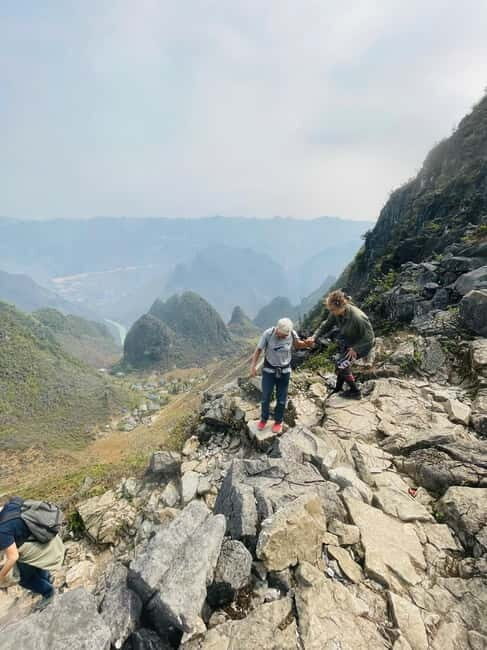 Dong Van: Ma Pi Leng Skywalk Trek with Picnic Lunch - The Value of This Experience