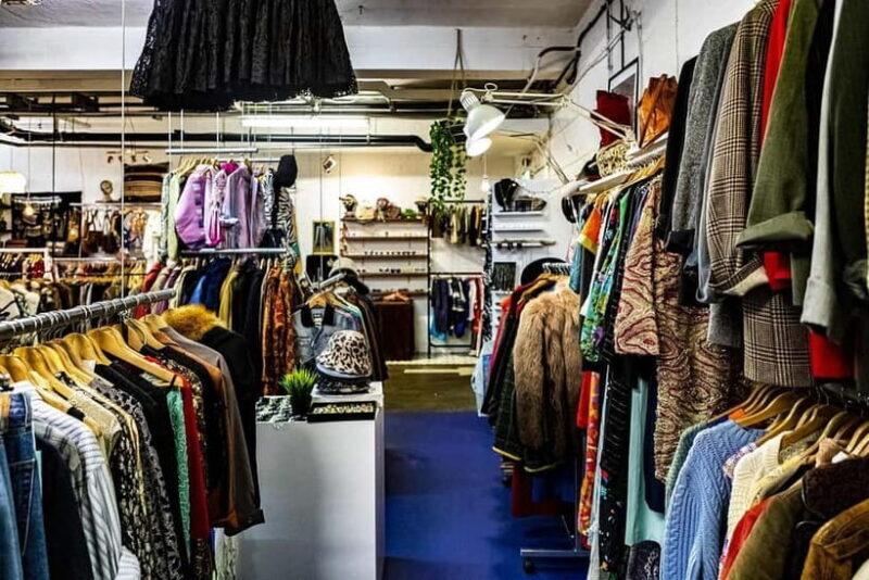 Dongmyo Flea Market Vintage Vibes Local Guided Tour - The Itinerary Breakdown