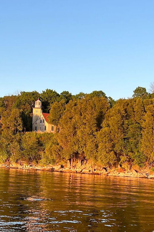 Door County Historic Cottage Row & Strawberry Islands Cruise - A Detailed Look at the Experience