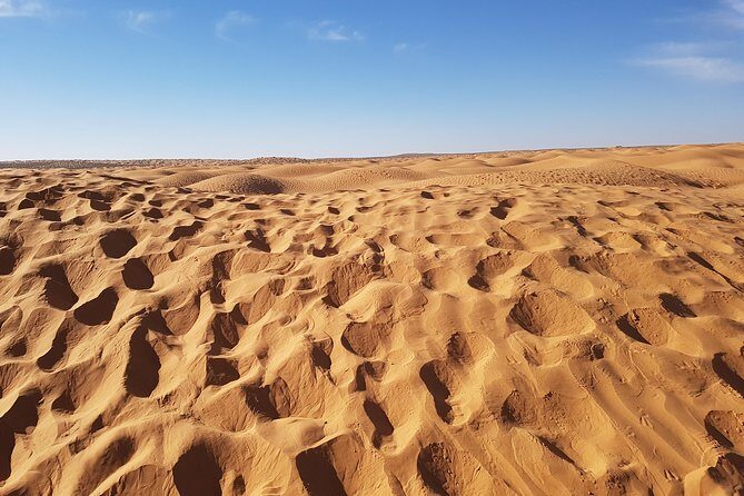 Door of the tunisian desert Ksar Ghilane and Matmata: Full one Day - What Makes This Tour Stand Out?