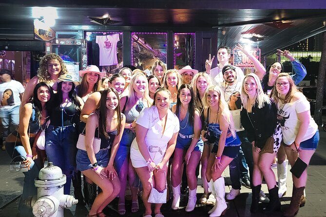 Downtown Austin VIP Bar & Club Crawl - What the Tour Offers: An Honest Breakdown