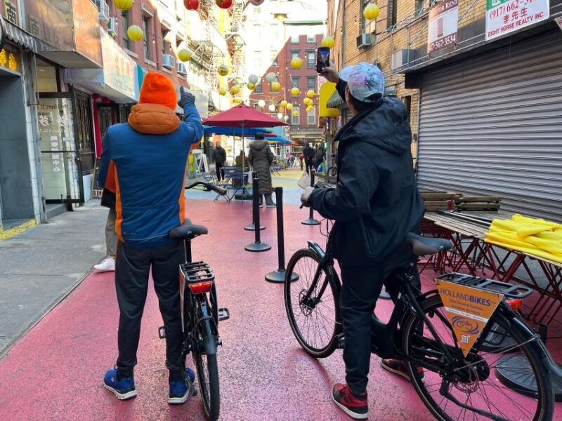 Downtown Bike Tour with Stylish Dutch Bikes or E-bikes! - The Value of the Experience
