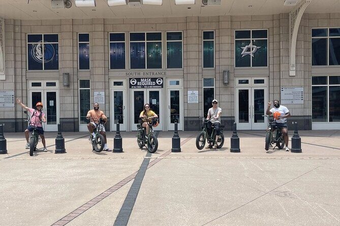 Downtown Dallas Sightseeing & History 2 Hour E-Bike tour - The Value of the Experience
