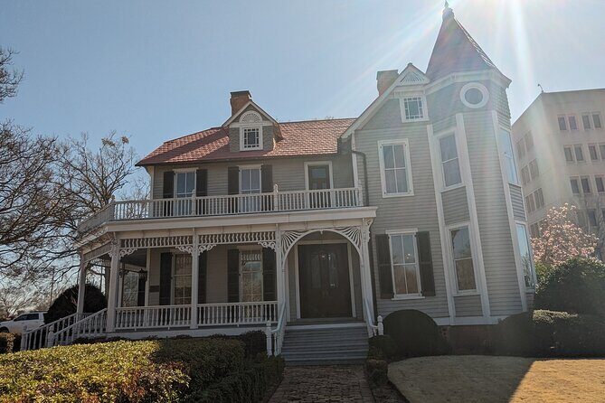 Downtown Fayetteville Historic Tour - Who Will Benefit Most From This Tour?