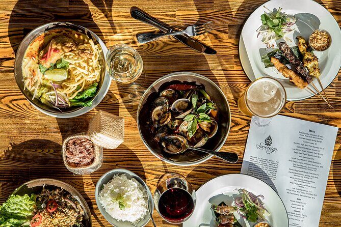 Downtown Food and Drink Tour: Libations on the East Side - A Deep Dive into the East Village Tour Experience