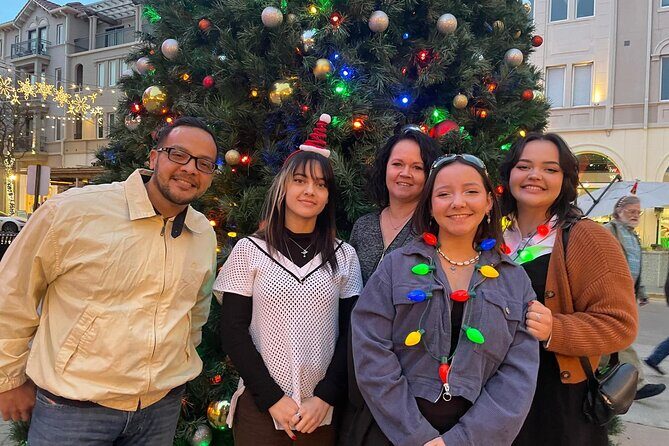 Downtown Holiday Lights, Food & Cocktail Tour - Final Words