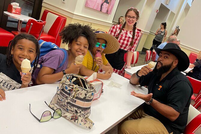 Downtown Knoxville Hidden Tour w/ Ice Cream, Coffee & Tennessee River Gems - FAQs