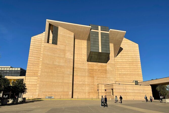 Downtown Los Angeles: A Self-Guided Audio Tour - FAQ