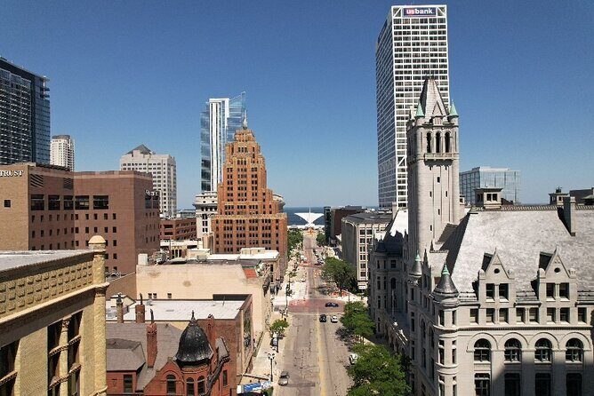Downtown Milwaukee Walking Tour - Downtown Milwaukee Walking Tour Review