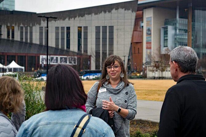 Downtown Nashville: Food Tour - A Full Breakdown of the Nashville Food Tour Experience
