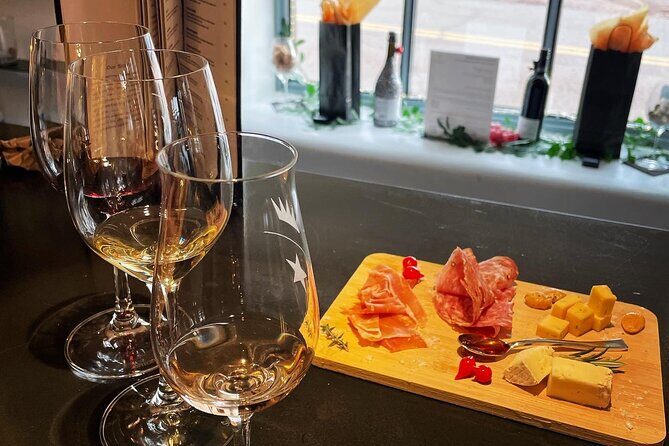 Downtown Santa Fe Walking Wine, History, & Tapas Tour - An In-Depth Look at the Tour Experience