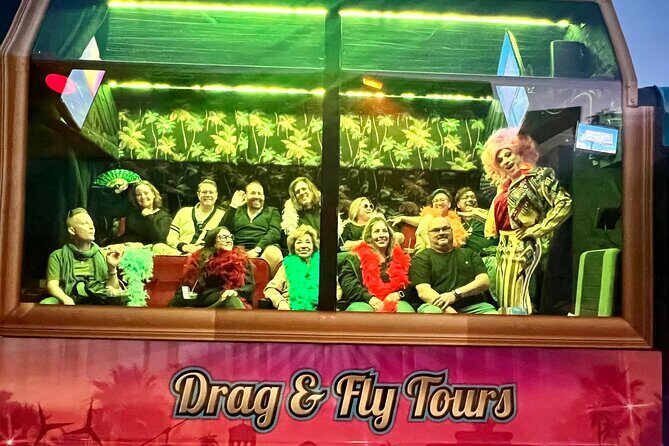 Drag Queen Hosted Mobile Theater Palm Springs Sightseeing Tours - Who Should Consider This Tour?