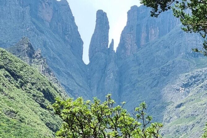 Drakensberg Mountains. Tugela Gorge and Amphitheater Hike - The Sum Up