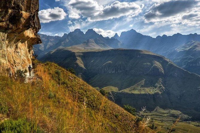 Drakensberg, Nelson Mandela Capture S & Howick Falls - 2 Day Tour from Durban - Introduction