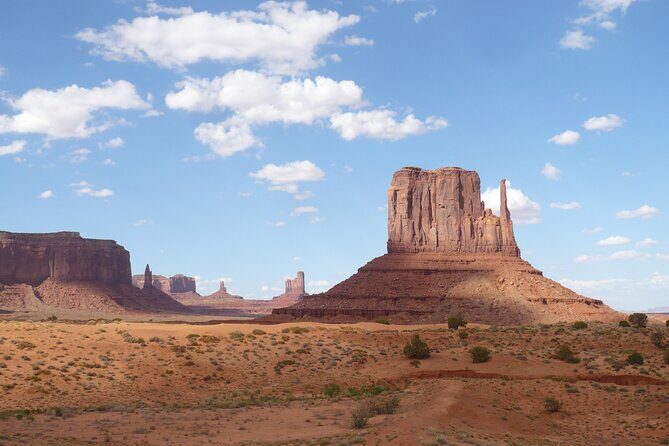 Dreamcatcher Evening Experience in Monument Valley - Transport and Group Size