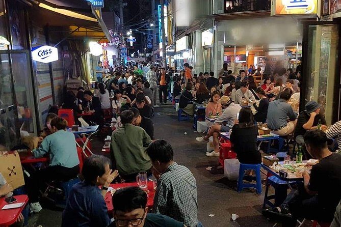 Drinking and Eating through the Alleys of Seoul - What the Reviews Say