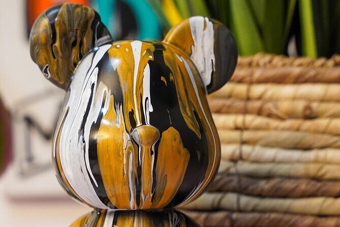 Drip Bear Paint & Sip Experience - The Vibe and Atmosphere