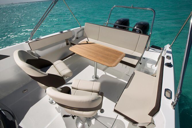 Dubai 1h Sea escape: little get away! - What Makes This Tour Stand Out?